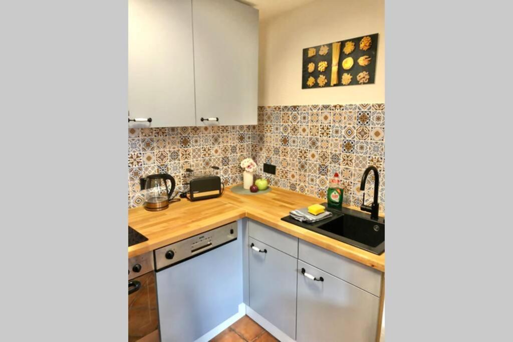Apartment Zum Goldenen Lowen Inkl. Parkplatz & Wlan 에르푸르트 외부 사진